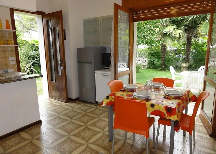 וילה Terraced With Outdoor Fireplace *