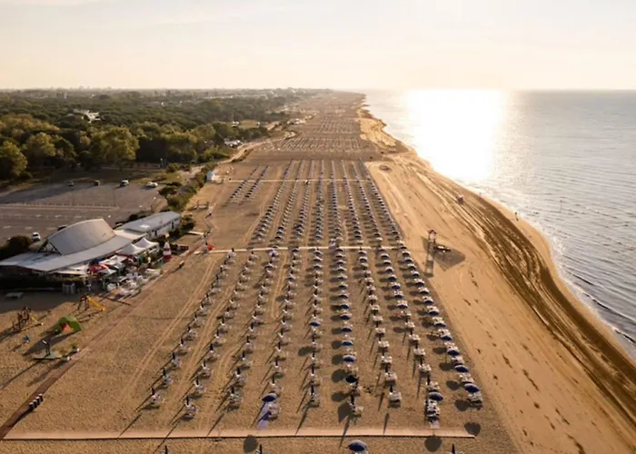 Terraced With Outdoor Fireplace Villa *